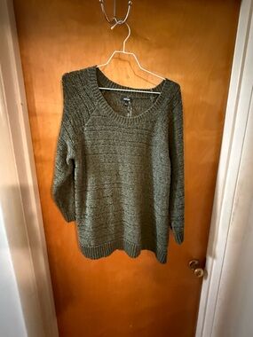 Apt 9 Olive Knit Sweater - Women's Cozy Pullover